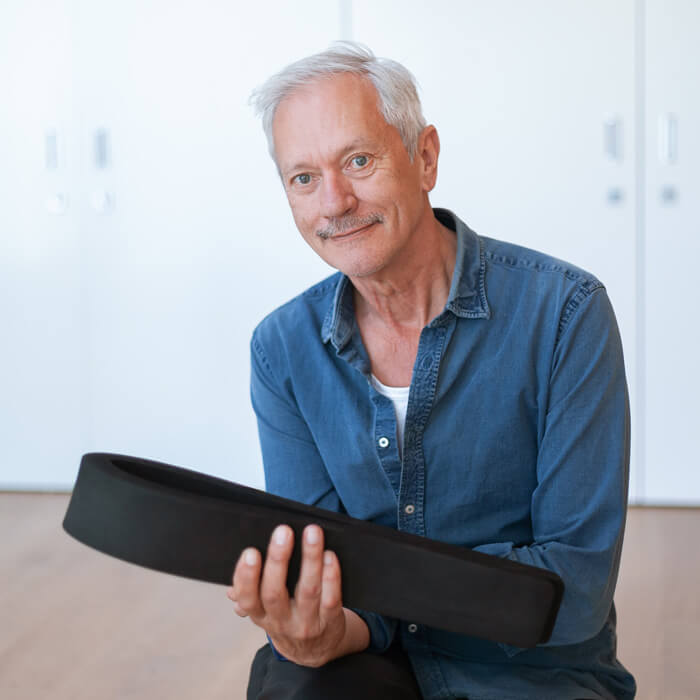 Gert Van Leeuwen - critical alignment yoga and therapy founder